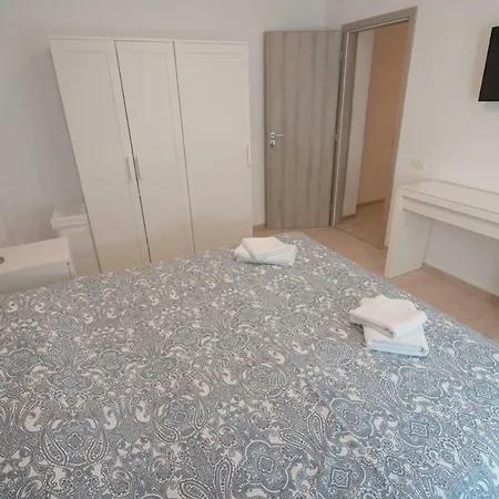Karina Qn Apartment